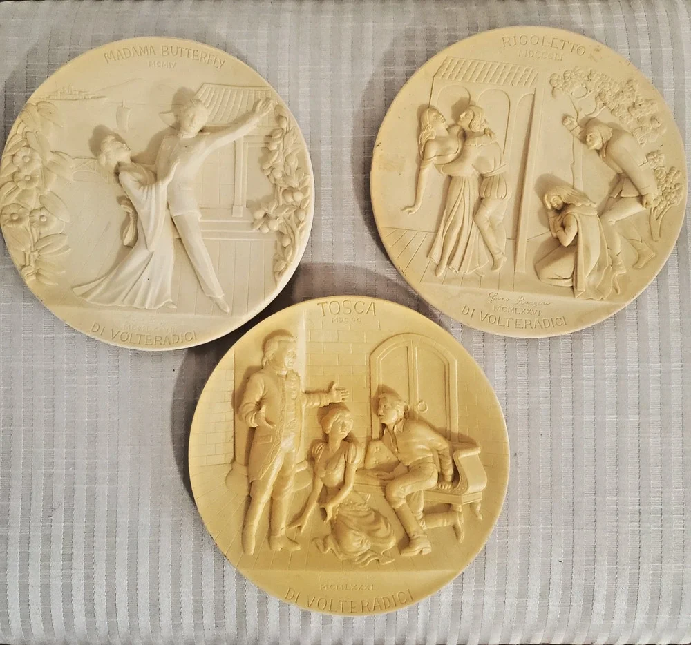 Vtg Alabaster Plates 